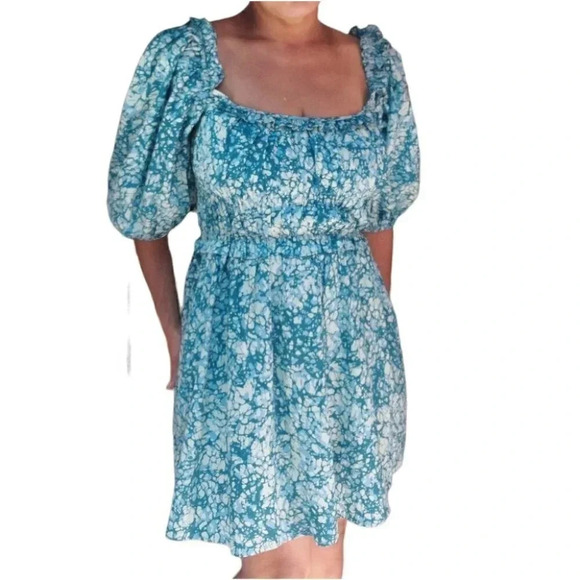 House of Harlow 1960 - Picture 9 of 15